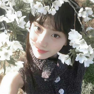 女仆的露天咖啡厅